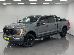 Grau Gebraucht 2022 Ford V8 Sport SUV | 44.500 €