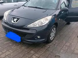 Schwarz Gebraucht 2011 Peugeot 206+ Kleinwagen | 1.300 € (Guter Preis)