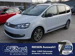Silber metallic Gebraucht 2019 VW Sharan Highline Van / Kleinbus | 35.990 € (Etwas zu teuer)