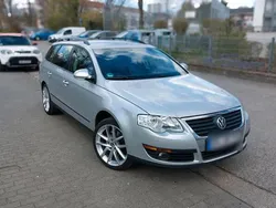 Grau Gebraucht 2007 VW Passat Kombi | 2.500 € (Guter Preis)