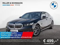 Black sapphire Gebraucht 2024 BMW 520 Comfort Edition Limousine | 47.950 € (Superpreis)