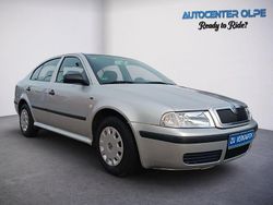Silber Gebraucht 2000 Skoda Octavia Classic Limousine | 3.750 €