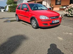 Rot Gebraucht 2004 Opel Corsa Limousine | 2.000 € (Fairer Preis)