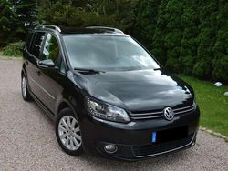 Schwarz Gebraucht 2012 VW Touran Van / Kleinbus | 8.900 € (Fairer Preis)