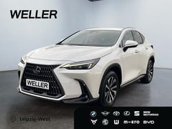 Weiss Gebraucht 2024 Lexus NX350h Business Edition SUV | 48.390 € (Fairer Preis)
