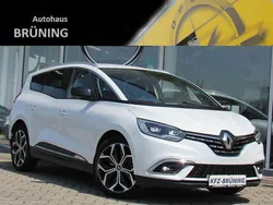 Weiß Gebraucht 2023 Renault Grand Scénic IV Techno Van / Kleinbus | 25.750 € (Guter Preis)