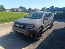 Grau Gebraucht 2023 Dacia Duster Extreme SUV | 19.300 € (Fairer Preis)