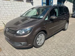 Braun Gebraucht 2012 VW Touran Highline Van / Kleinbus | 5.990 € (Superpreis)