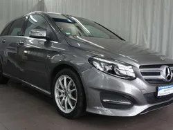 Grau Gebraucht 2017 Mercedes B250 Van / Kleinbus | 23.900 €