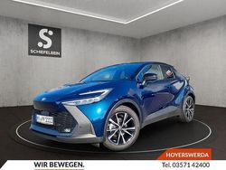 Dark teal mica metallic / black Gebraucht 2024 Toyota C-HR Team SUV | 27.900 € (Superpreis)
