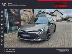Manganbronze metallic Neu 2024 Toyota Corolla Team Limousine | 33.790 €