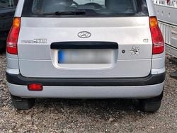 Grau Gebraucht 2003 Hyundai Matrix GLS Van / Kleinbus | 1.350 € (Fairer Preis)