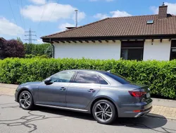 Grau Gebraucht 2019 Audi A4 S-Line Limousine | 25.500 € (Guter Preis)