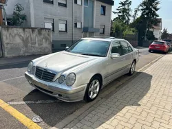 Gebraucht 2001 Mercedes E220 Limousine | 3.000 €