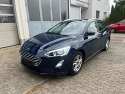 Blau Gebraucht 2019 Ford Focus Cool & Connect Kombi | 7.990 € (Etwas zu teuer)