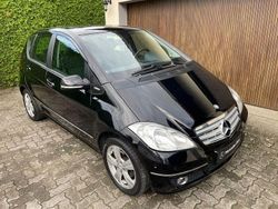 Schwarz Gebraucht 2012 Mercedes A200 Avantgarde Limousine | 10.490 € (Fairer Preis)