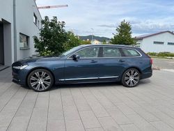 Blau Gebraucht 2023 Volvo V90 Ultimate Kombi | 38.900 € (Superpreis)