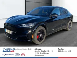 Schwarz Gebraucht 2023 Ford Mustang Mach-E Titanium SUV | 44.950 €