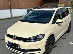 Beige Gebraucht 2020 VW Touran Trendline Van / Kleinbus | 18.500 € (Guter Preis)
