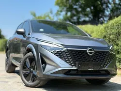 Grau Gebraucht 2024 Nissan Qashqai Tekna SUV | 27.699 € (Guter Preis)