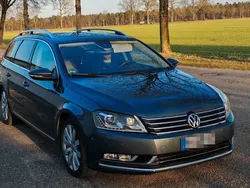 Grau Gebraucht 2012 VW Passat Highline Kombi | 9.999 € (Fairer Preis)