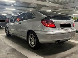 Grau Gebraucht 2001 Mercedes CL200 Coupé | 1.200 € (Fairer Preis)