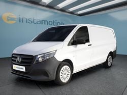 Weiß Gebraucht 2024 Mercedes Vito Van / Kleinbus | 38.099 € (Teuer)