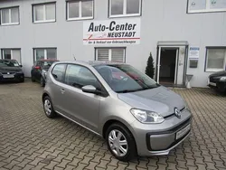 Silber Gebraucht 2018 VW up! move up! Kleinwagen | 6.950 € (Guter Preis)
