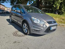 Grau Gebraucht 2011 Ford S-MAX Titanium Van / Kleinbus | 5.850 € (Guter Preis)