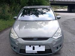 Silber Gebraucht 2009 Ford S-MAX S Van / Kleinbus | 2.500 € (Fairer Preis)