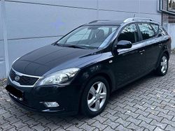 Schwarz Gebraucht 2011 Kia Ceed Sportswagon Edition 7 Kombi | 2.200 € (Guter Preis)