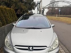 Silber Gebraucht 2002 Peugeot 307 Kombi | 2.500 €