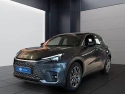 Grau Gebraucht 2025 Lexus LBX SUV | 38.490 €