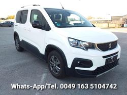 Weiß Gebraucht 2022 Peugeot Rifter Allure Van / Kleinbus | 14.200 € (Fairer Preis)