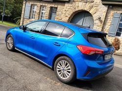 Blau Gebraucht 2021 Ford Focus Titanium X Limousine | 17.900 € (Etwas zu teuer)