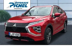 Rot Gebraucht 2023 Mitsubishi Eclipse Cross Top SUV | 29.450 € (Fairer Preis)