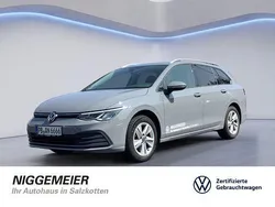 Grau Gebraucht 2022 VW Golf VIII Life Kombi | 22.790 € (Fairer Preis)