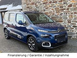Blau Gebraucht 2019 Citroën Berlingo Shine Van / Kleinbus | 18.990 € (Etwas zu teuer)