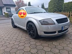 Grau Gebraucht 2000 Audi TT Sport Coupé | 4.500 € (Fairer Preis)
