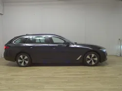 Schwarz Gebraucht 2023 BMW 520 Advantage Kombi | 28.980 € (Superpreis)