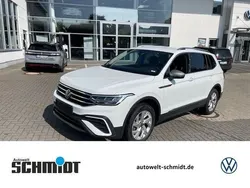 Pure white Gebraucht 2024 VW Tiguan Allspace Life SUV | 33.945 € (Superpreis)
