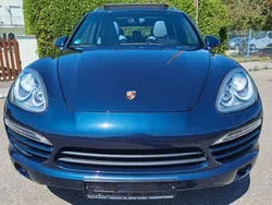 Dunkelblaumetallic Gebraucht 2012 Porsche Cayenne SUV | 22.890 € (Guter Preis)