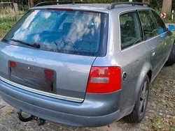 Grau Gebraucht 1999 Audi A6 Kombi | 1.400 € (Fairer Preis)