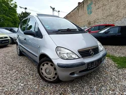 Silber Gebraucht 2002 Mercedes A160 Classic Van / Kleinbus | 1.950 € (Fairer Preis)