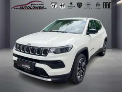 Alpine white Gebraucht 2025 Jeep Compass SUV | 41.000 €
