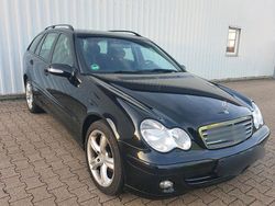 Schwarz Gebraucht 2005 Mercedes C200 Kombi | 2.300 €