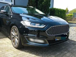 Schwarz Gebraucht 2018 Ford Mondeo Vignale Kombi | 18.890 € (Teuer)