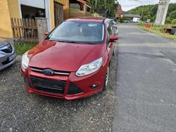 Rot Gebraucht 2013 Ford Focus Kombi | 1.800 € (Superpreis)