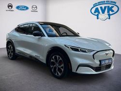 Weiß Gebraucht 2022 Ford Mustang Mach-E Extended Range SUV | 32.990 € (Guter Preis)