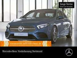 Blau Gebraucht 2022 Mercedes A250 AMG Limousine | 31.890 € (Fairer Preis)